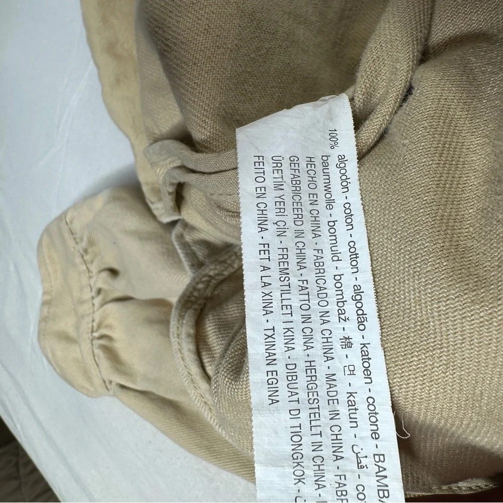 Zara Beige Button-Up Jacket‎
